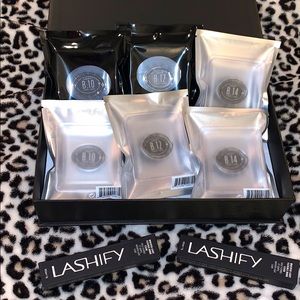 Lashify Lashes and Flexible Bond